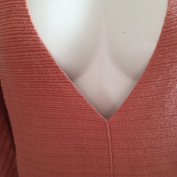 Sweater - Sz. L - Coral with Plunging V Neckline by Kaily K - Picture 4 of 5